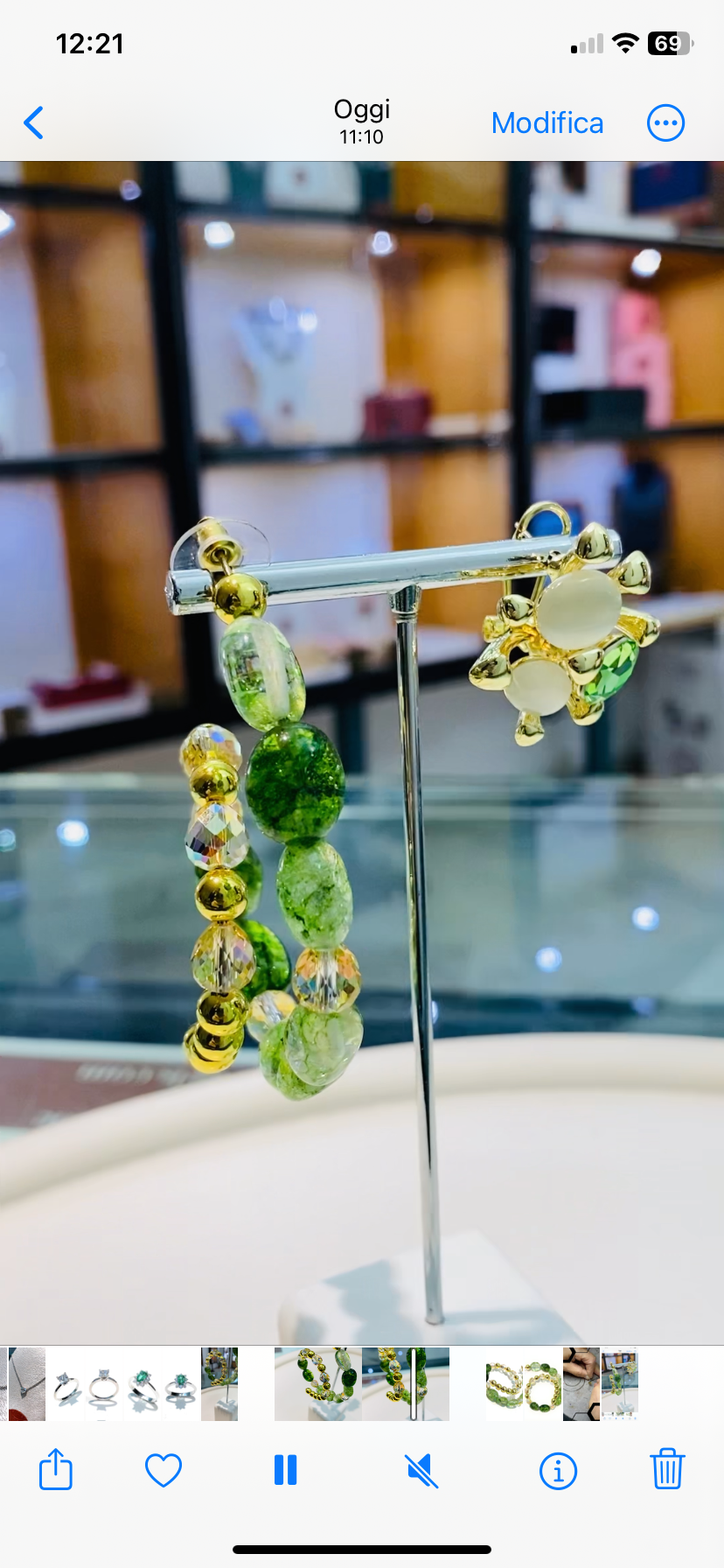 Mono orecchino cristallo rocca verde ematite cristalli gold goccia