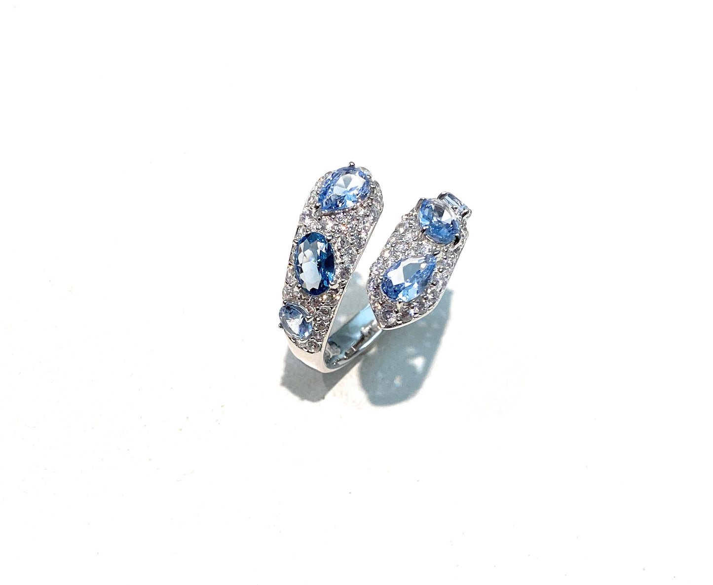 Anello serpente Aqua pavé zirconi rodio bianco