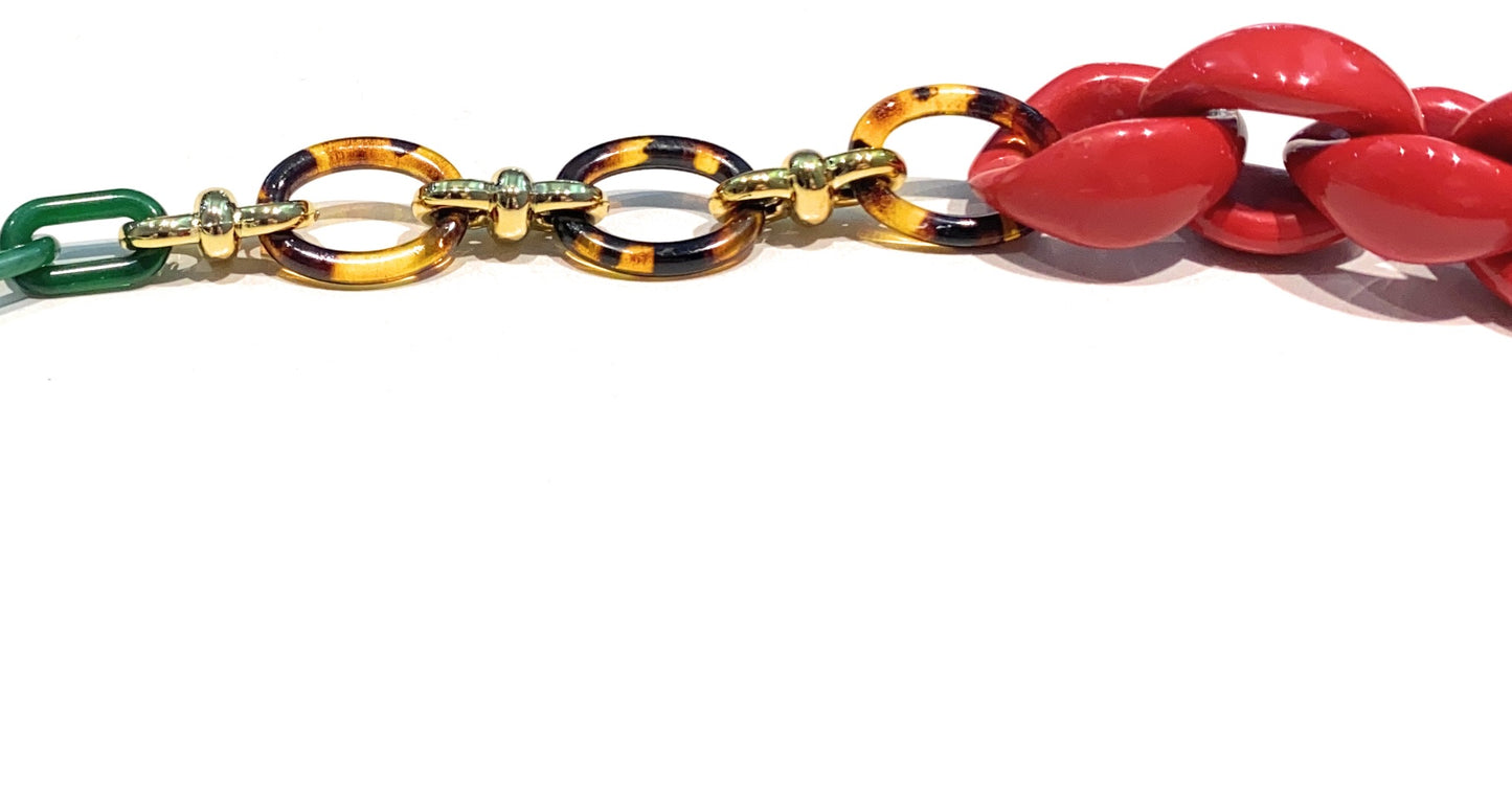 Collana girocollo rosso con conchiglie charms sfumature verdi rifiniture in argento sterling