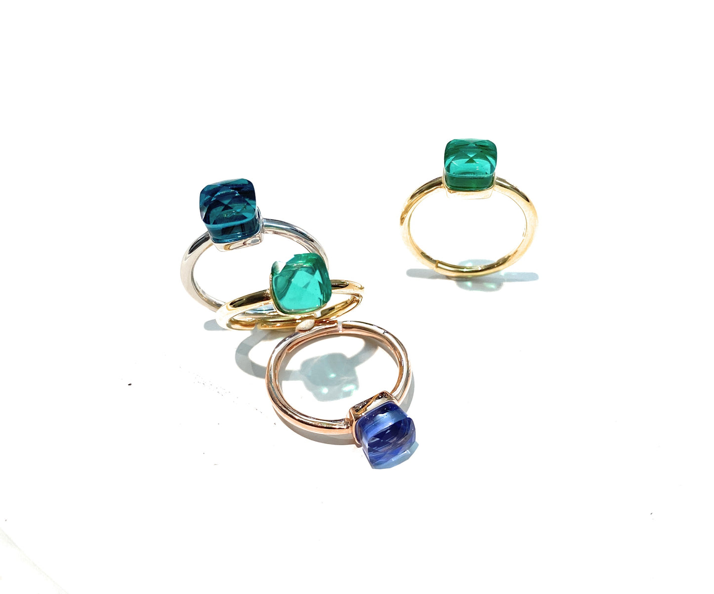 Anello in Argento 925 con Zircone Tipo Paraiba Carré Sfaccettato – Varianti di Finitura – diWa Jewels