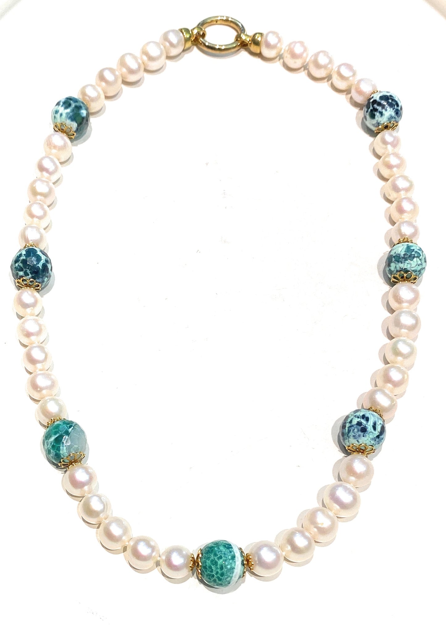 Collana perle fresh water barocche e agata verde in argento sterling 925 placcato oro giallo