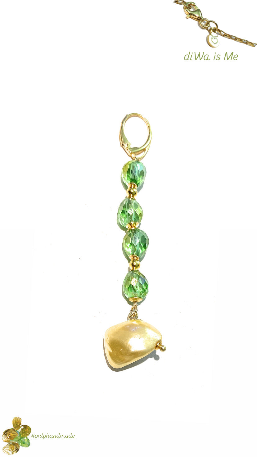 Mono orecchino perla gold e cristalli goccia verde chiusura a monachella argento sterling