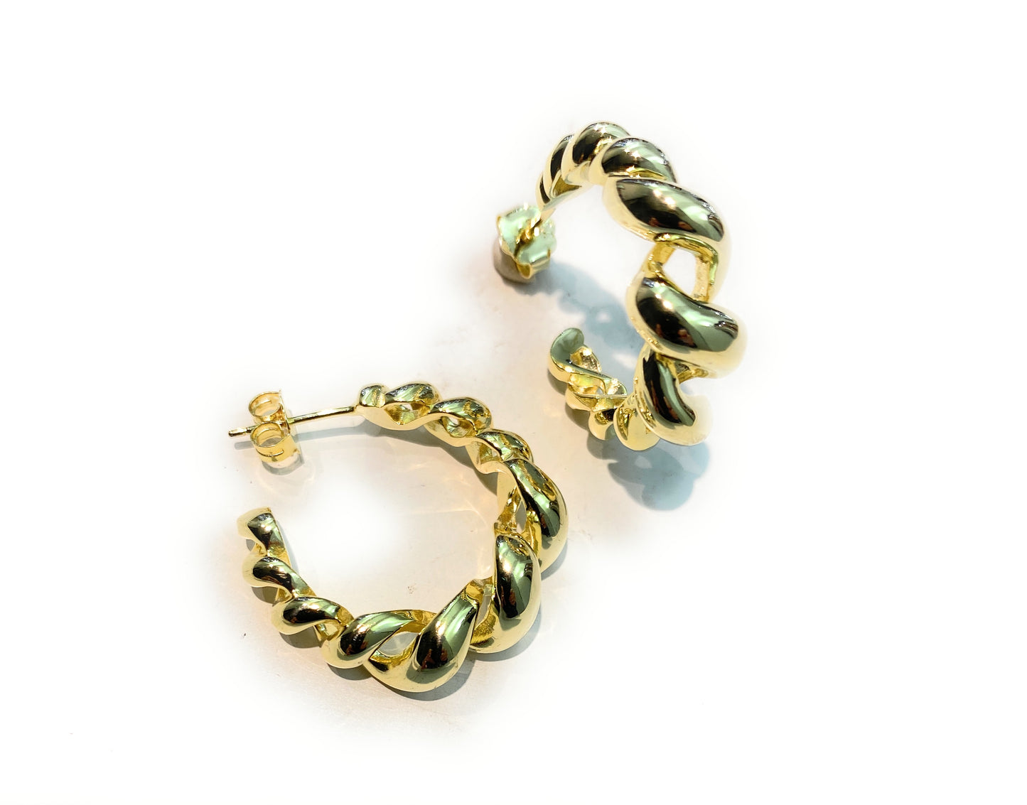 Orecchini diWa Jewels a cerchio lavorazione torciglione argento sterling placcato oro giallo farfallina