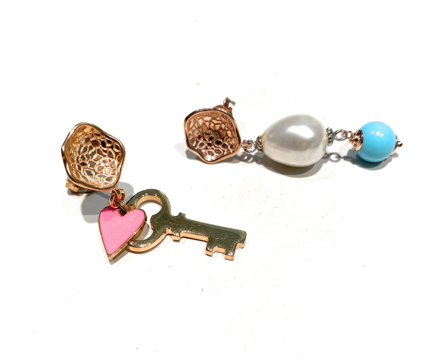 Orecchini pendenti argento sterling rosé cuore fucsia chiave pasta turchese perla goccia