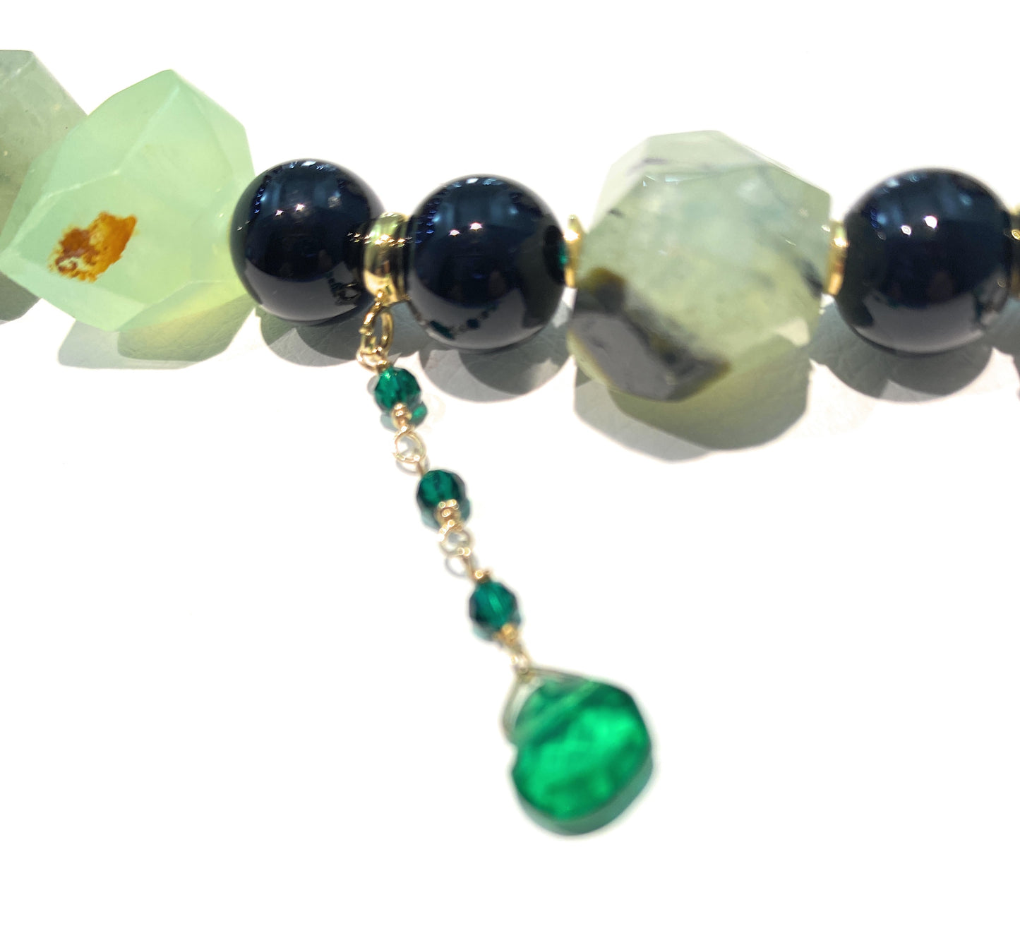 Collana choker con frange in onice e prenite in argento sterling galvanica gialla