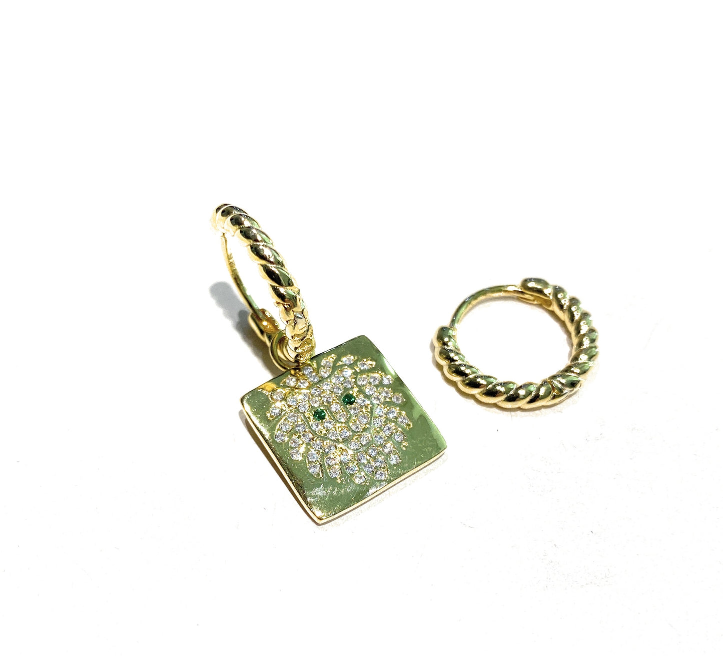Orecchini a cerchietto pendente leone zirconi bianchi argento sterling placcato oro