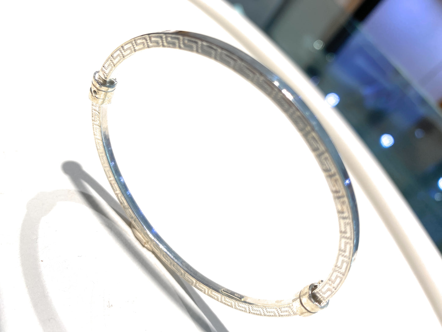 Bracciale Rigido Manetta Ovale con chiusura argento 925 Sterling