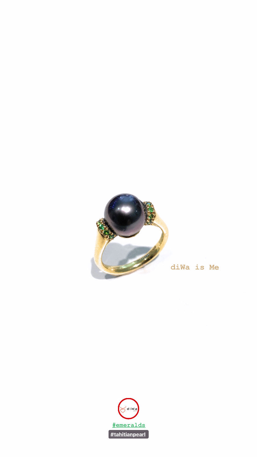 Anello diWa Jewels Oro Giallo 18 kt Perla Tahiti Smeraldi Naturali Fatto a Mano