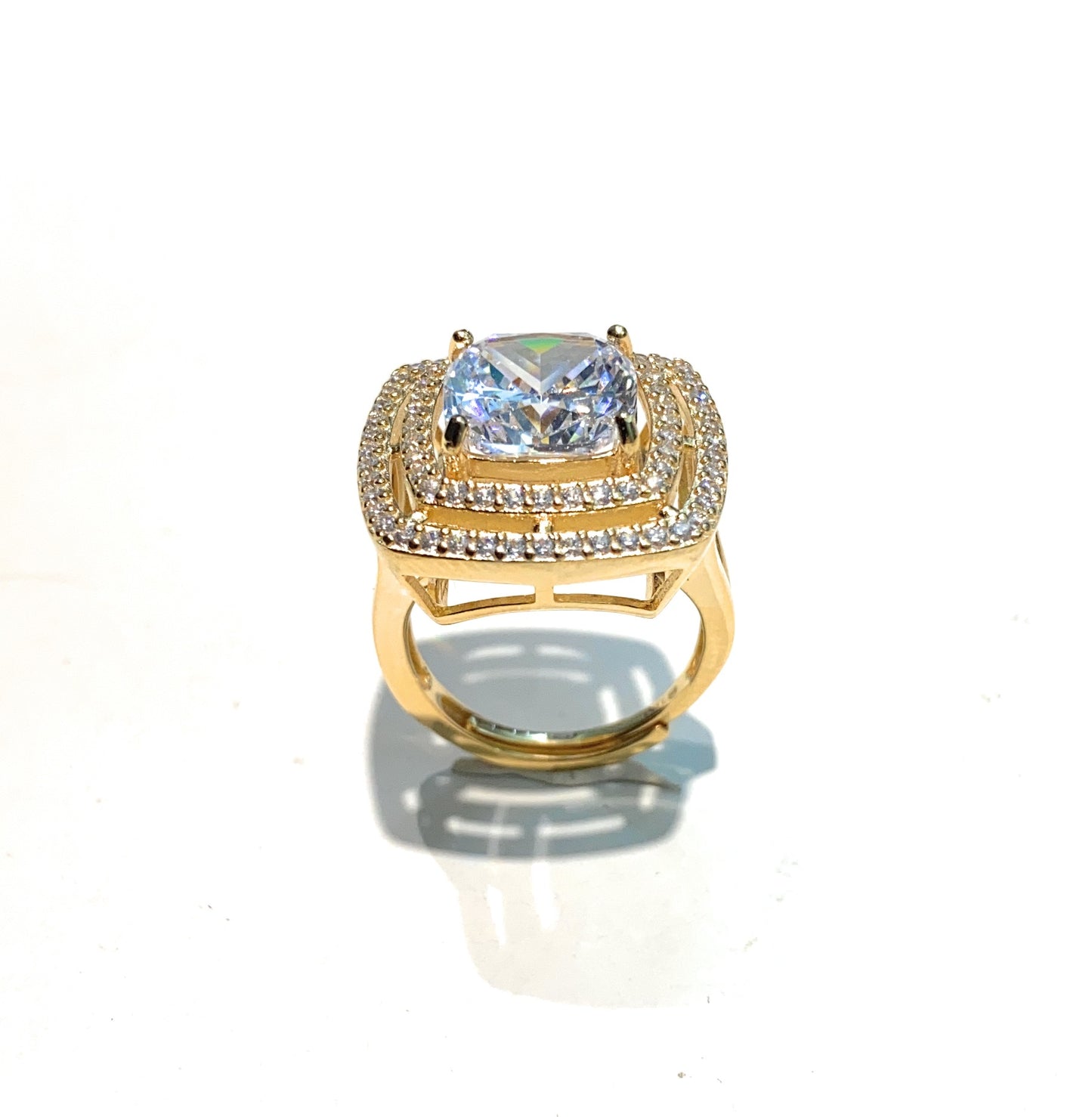 Anello diWa Jewels zircone centrale carré con contorno in argento placcato oro giallo