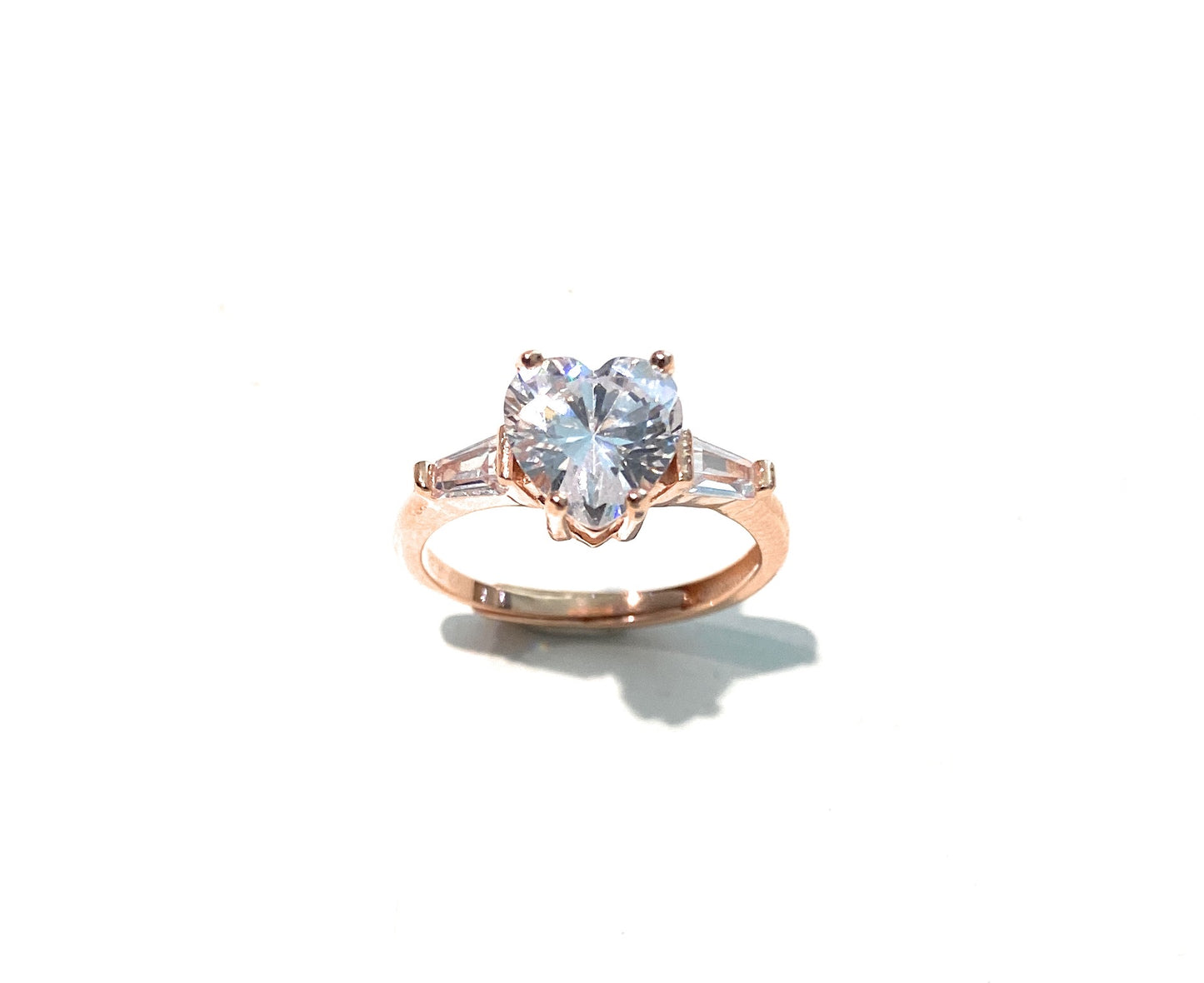 Anello solitario con contorno argento sterling rosé zircone cuore e baguette regolabile