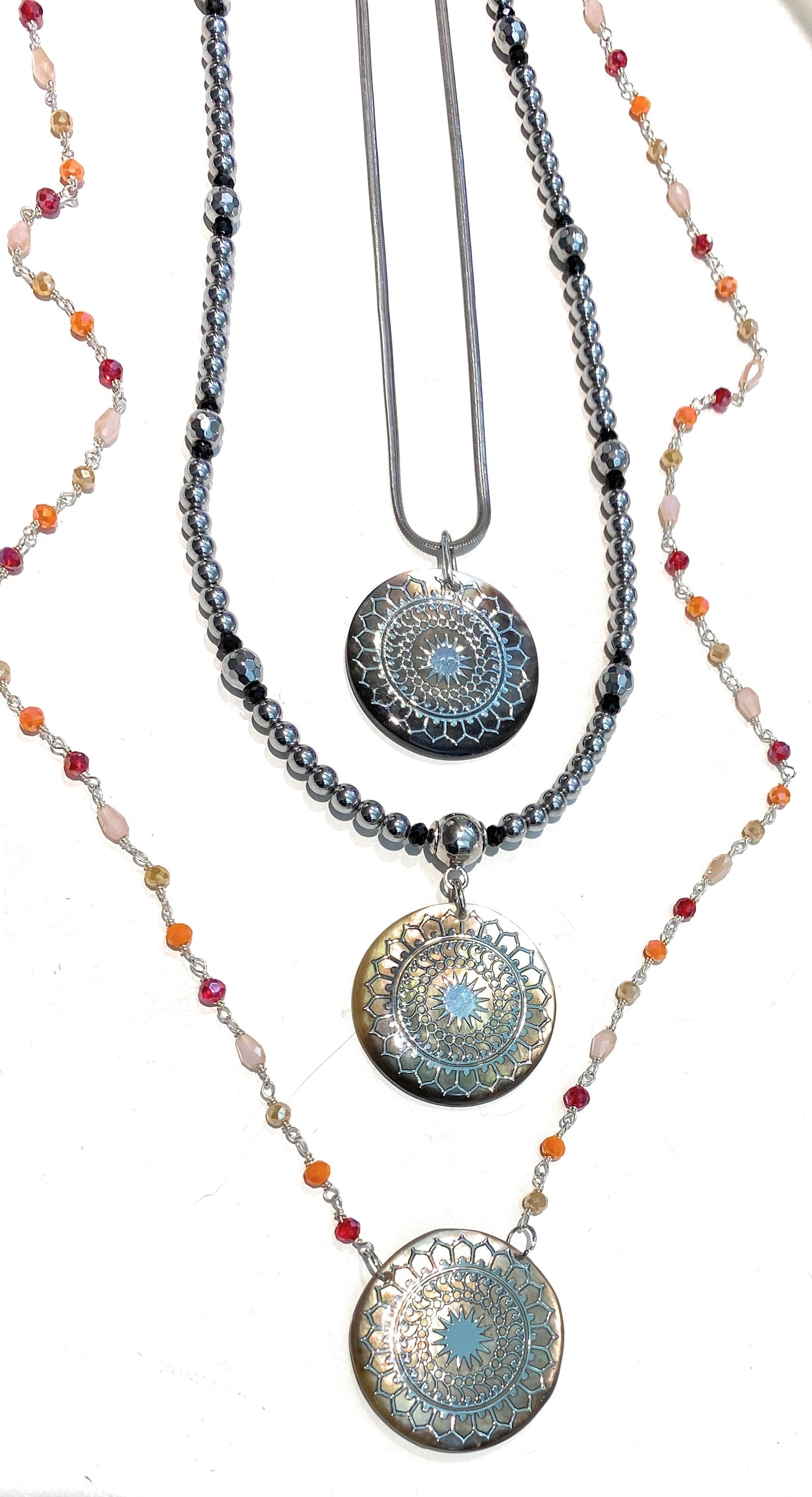 Collarino diWa Jewels tipo Choker Ematite Spinelli Neri Ciondolo Madreperla Argento rodio bianco