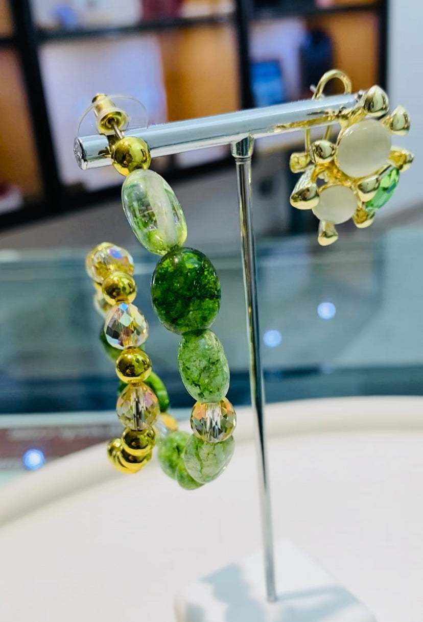 Mono orecchino cristallo rocca verde ematite cristalli gold goccia