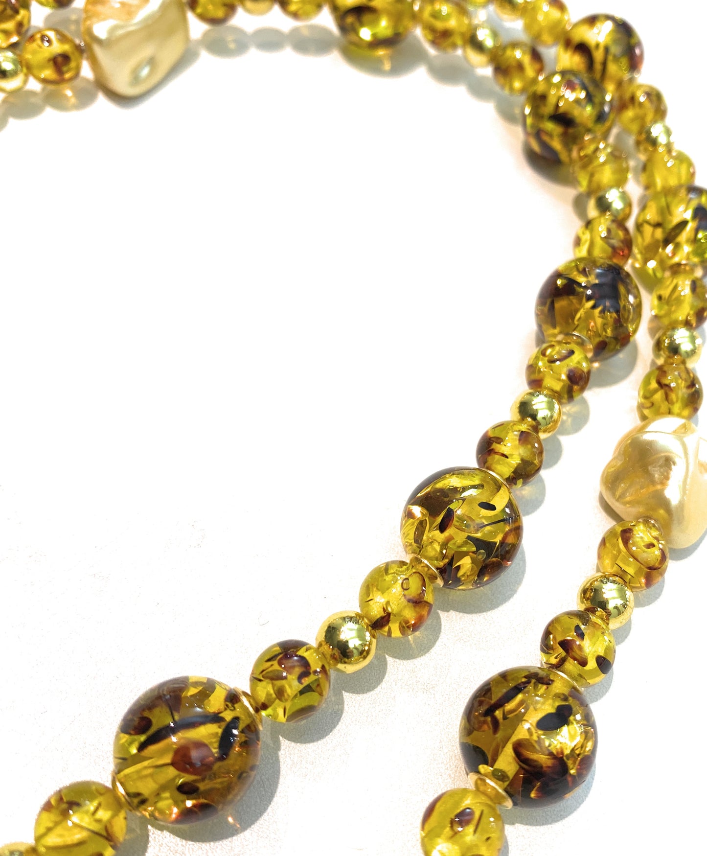 Collana lunga resina ambra ematite e perle barocche gold argento sterling