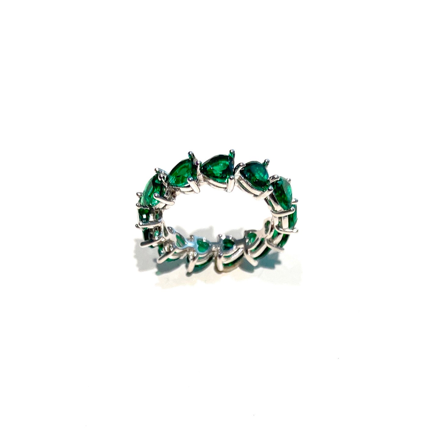Anello Veretta a Giro Cuori in Argento 925 – Zirconi Verdi o Fucsia, Rodio Bianco, diWa Jewels