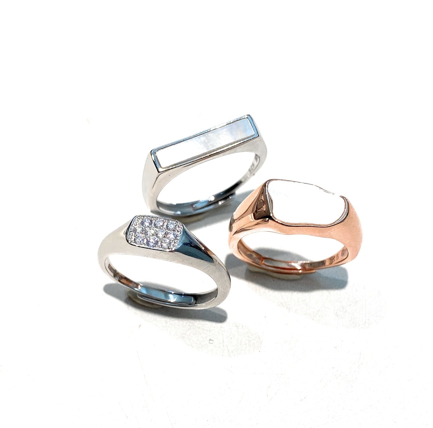 Anello madreperla forma irregolare