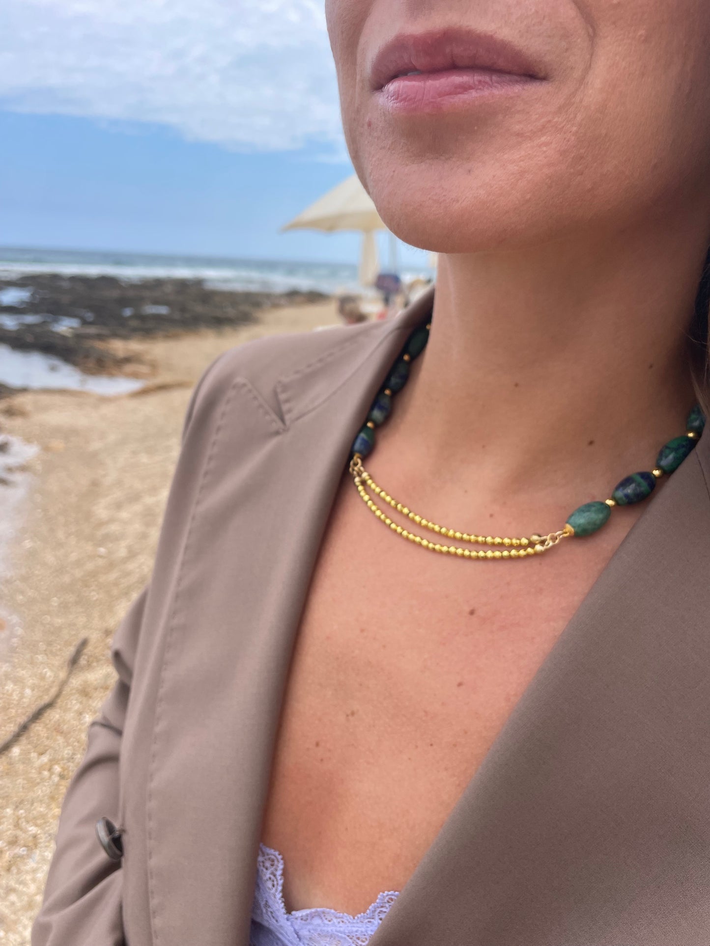 Collana choker con lapislazzuli Afganistan e ematite gold in argento sterling placcato oro giallo