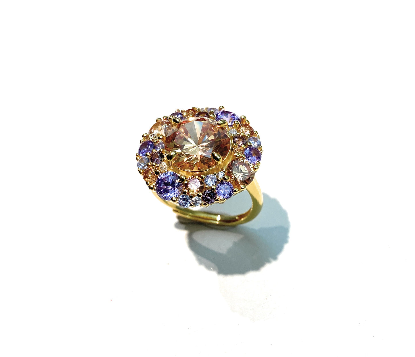 Anello cocktail centrale zircone tipo topazio contorno multicolore argento sterling placcato