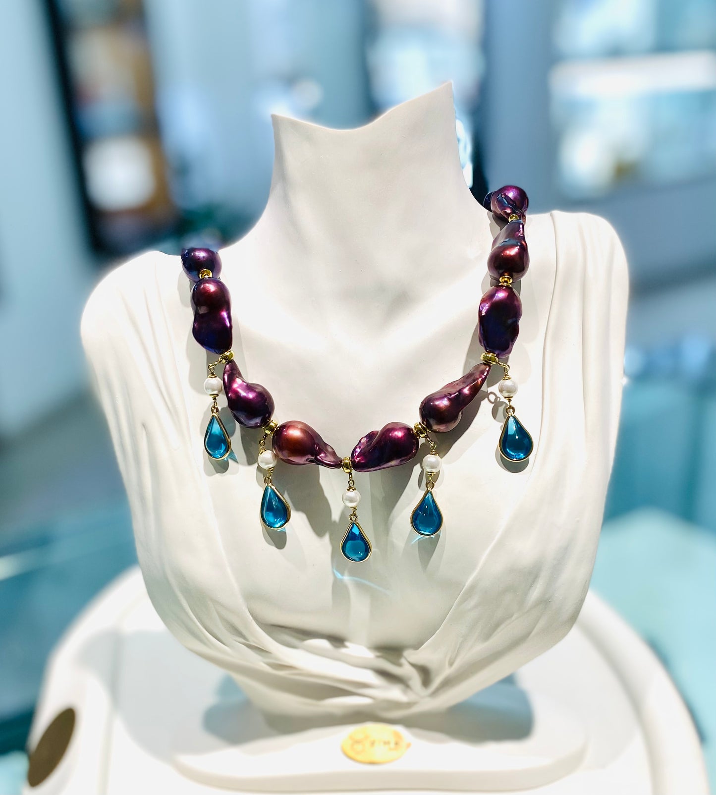 Collana perle barocche viola charms gocce cristalli azzurri perle ematite gold