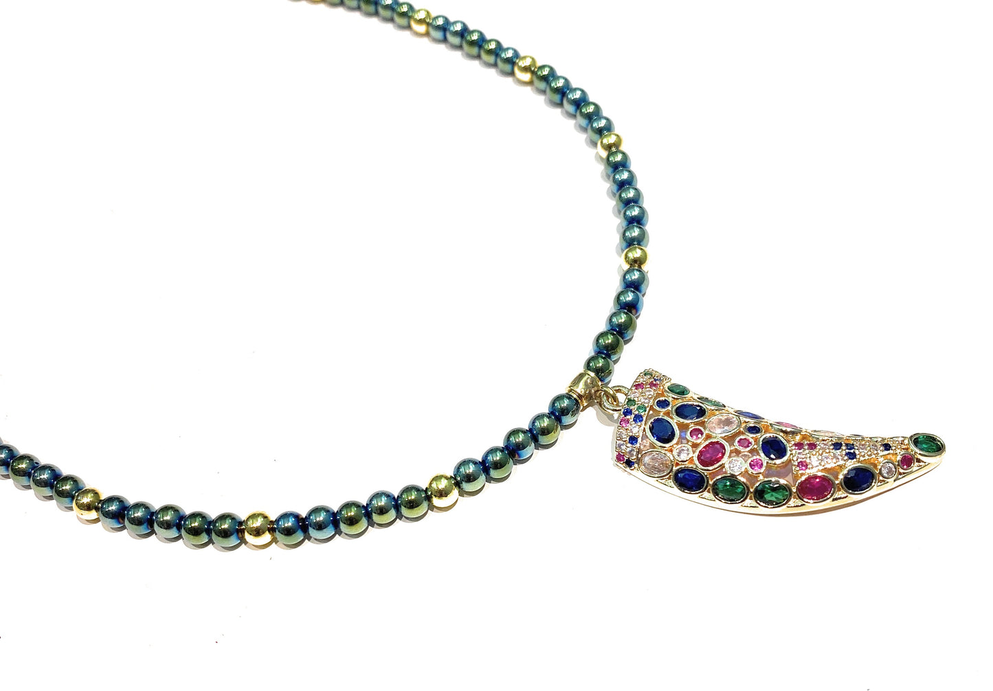 Collarino con ematite pendente cornetto multicolore argento sterling