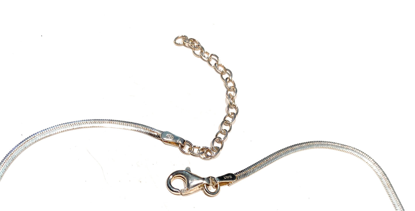 Choker a filo con pendente orso pavé di zirconi