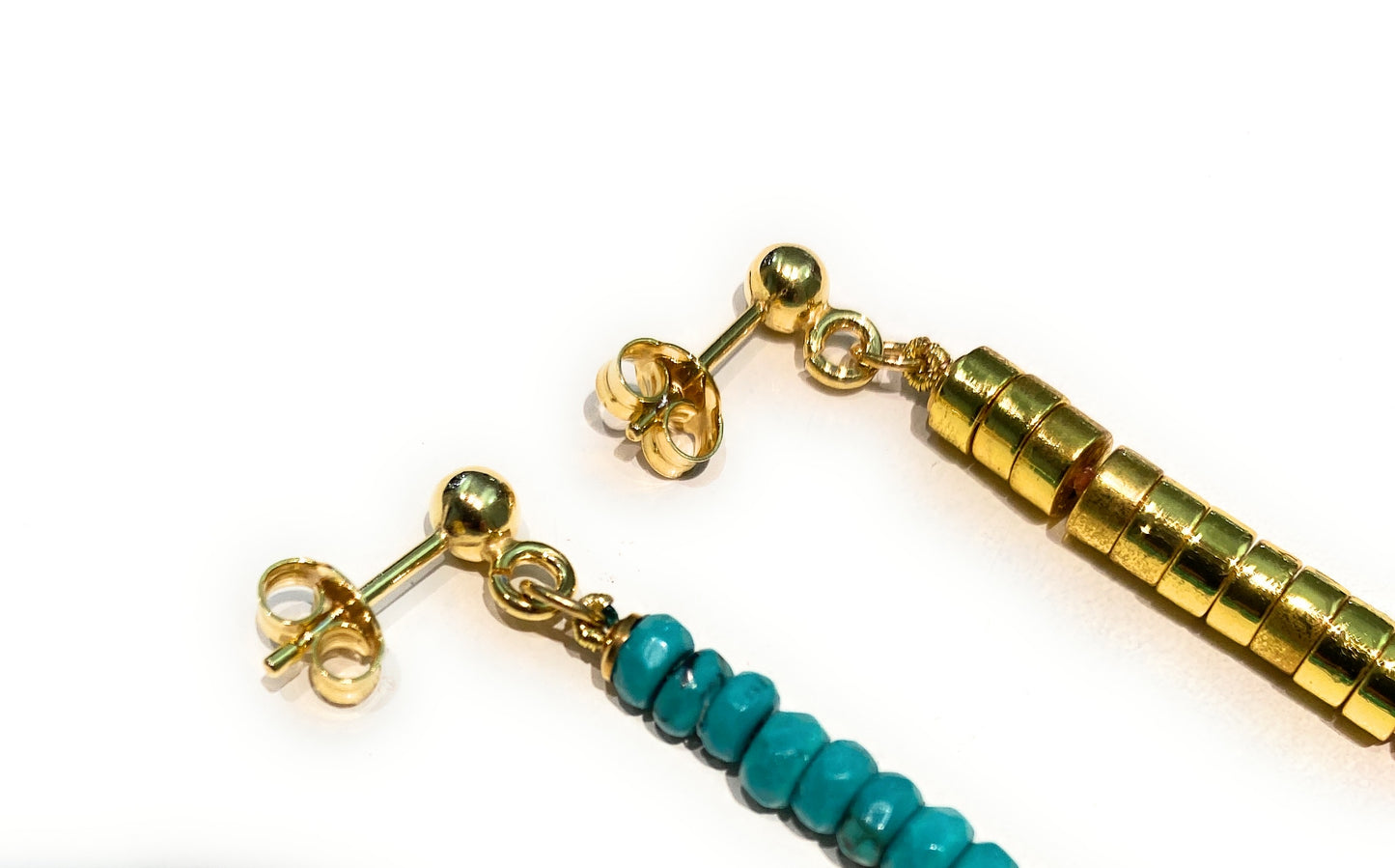 Orecchini pendenti a filo ematite gold conchiglia arancio turchese rondelle in argento sterling