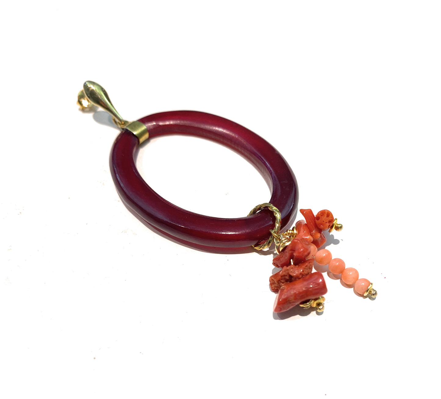 Mono Orecchino con Corno Naturale e Corallo – Artigianato Unico by diWa Jewels