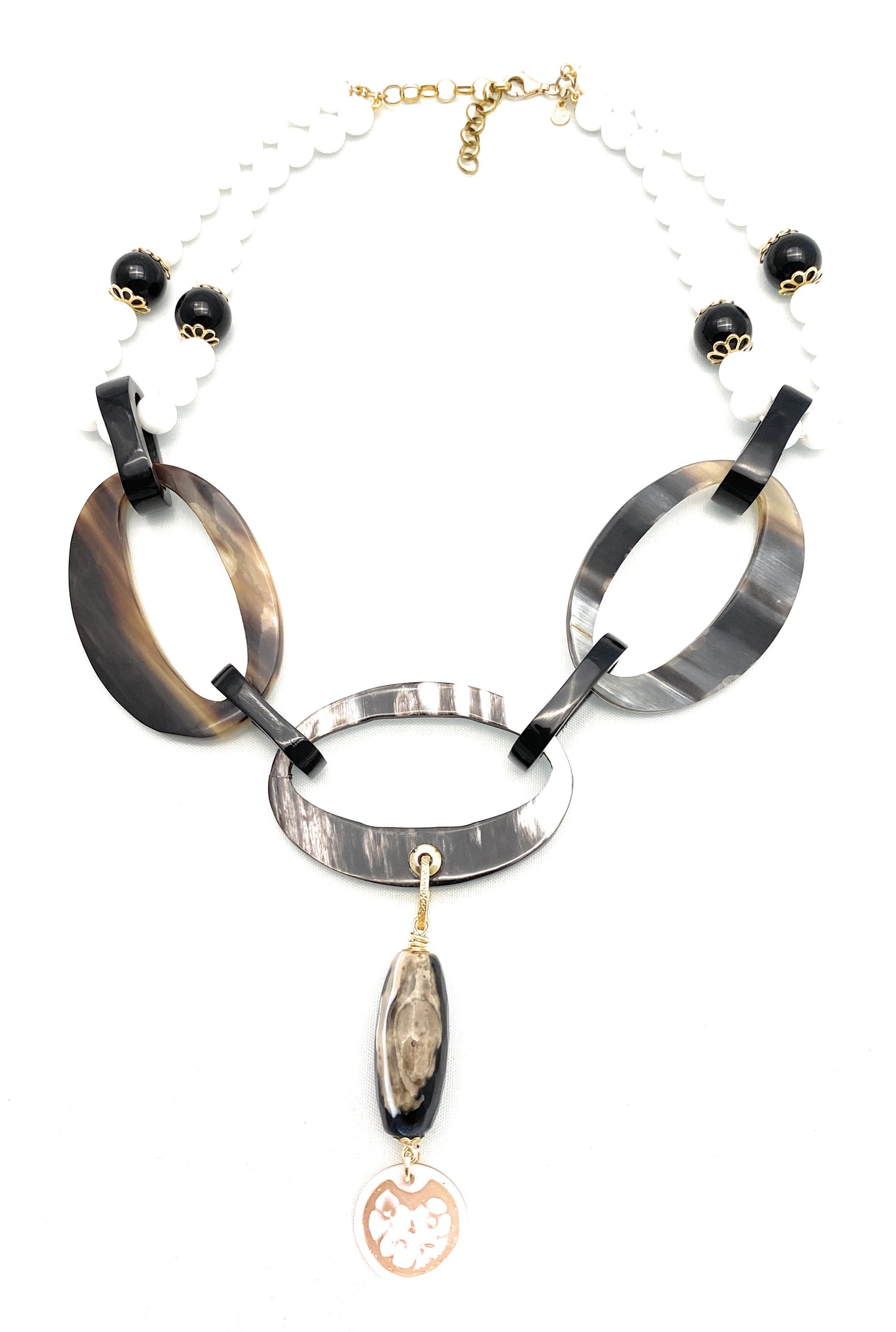 Collana con corno bufalo nero e onice con agata bianca in argento sterling