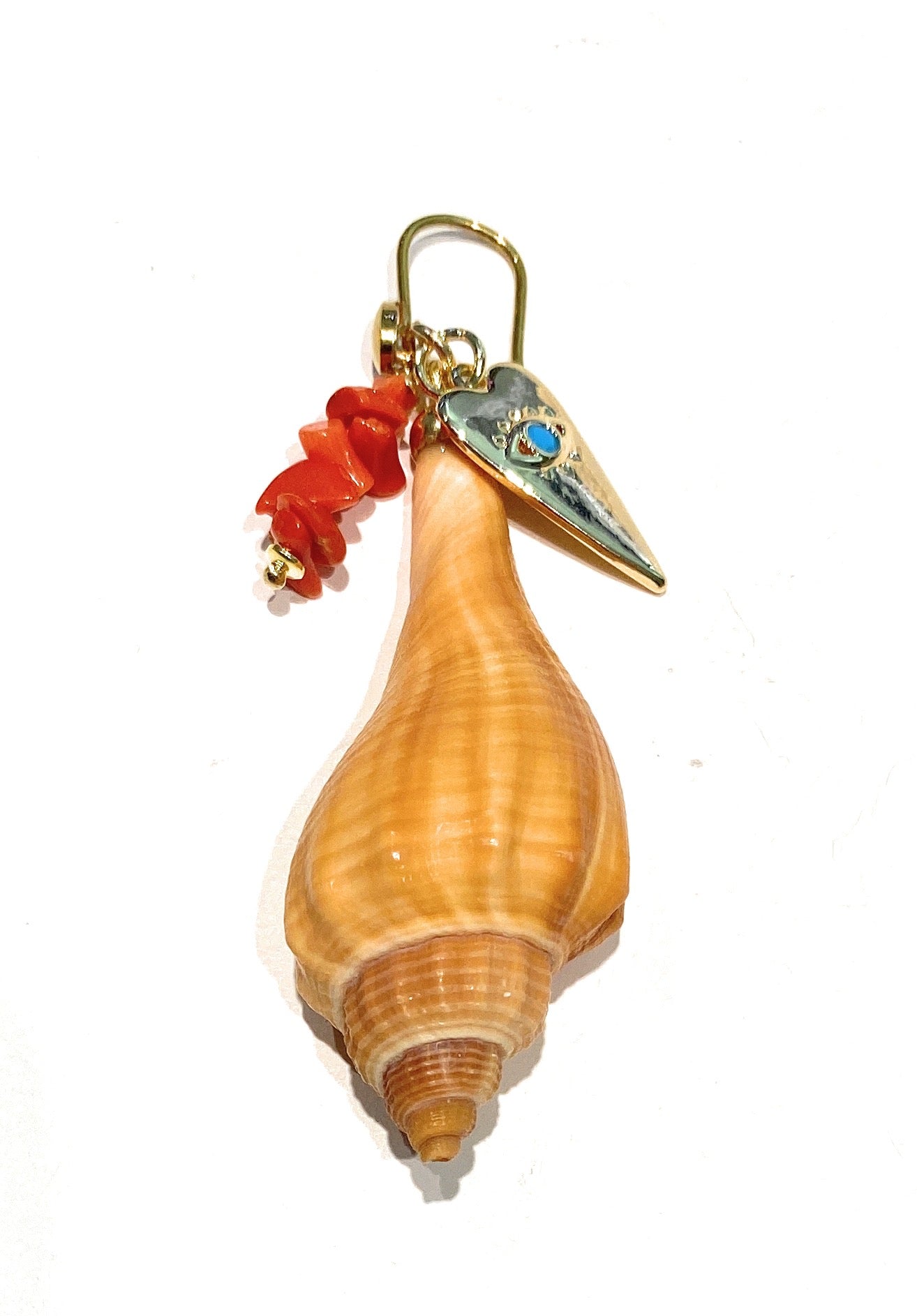 Monorecchino pasta turchese, corallo rosso italiano e conchiglia in argento sterling giallo