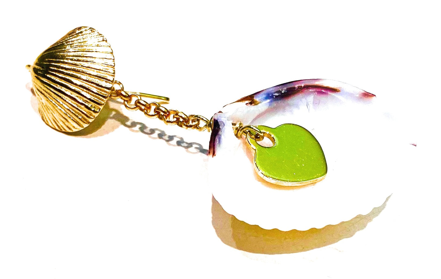 Monorecchino pasta turchese, corallo rosso italiano e conchiglia in argento sterling giallo