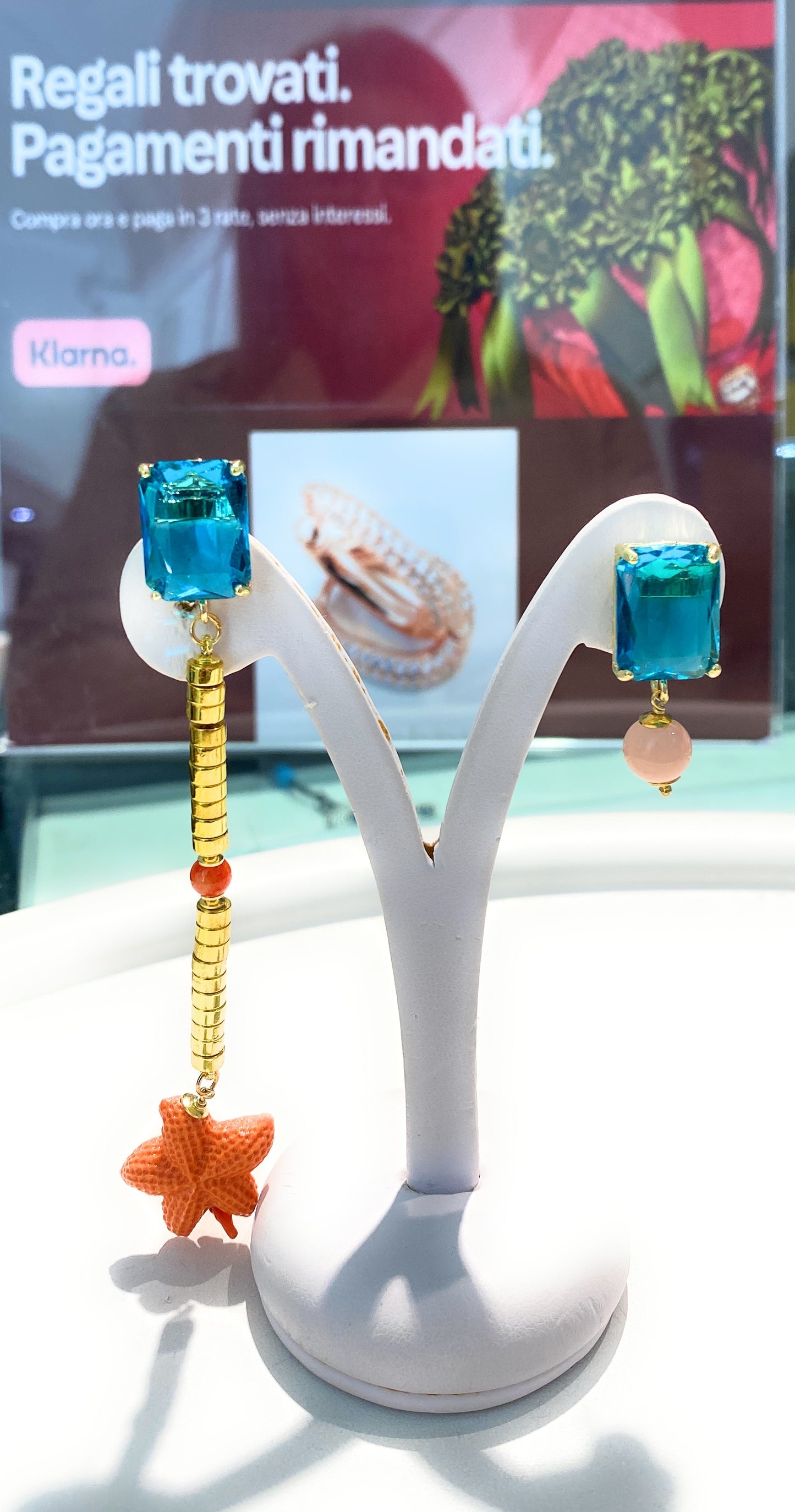 Orecchini cristalli azzurri taglio smeraldo perle Maiorca rosa