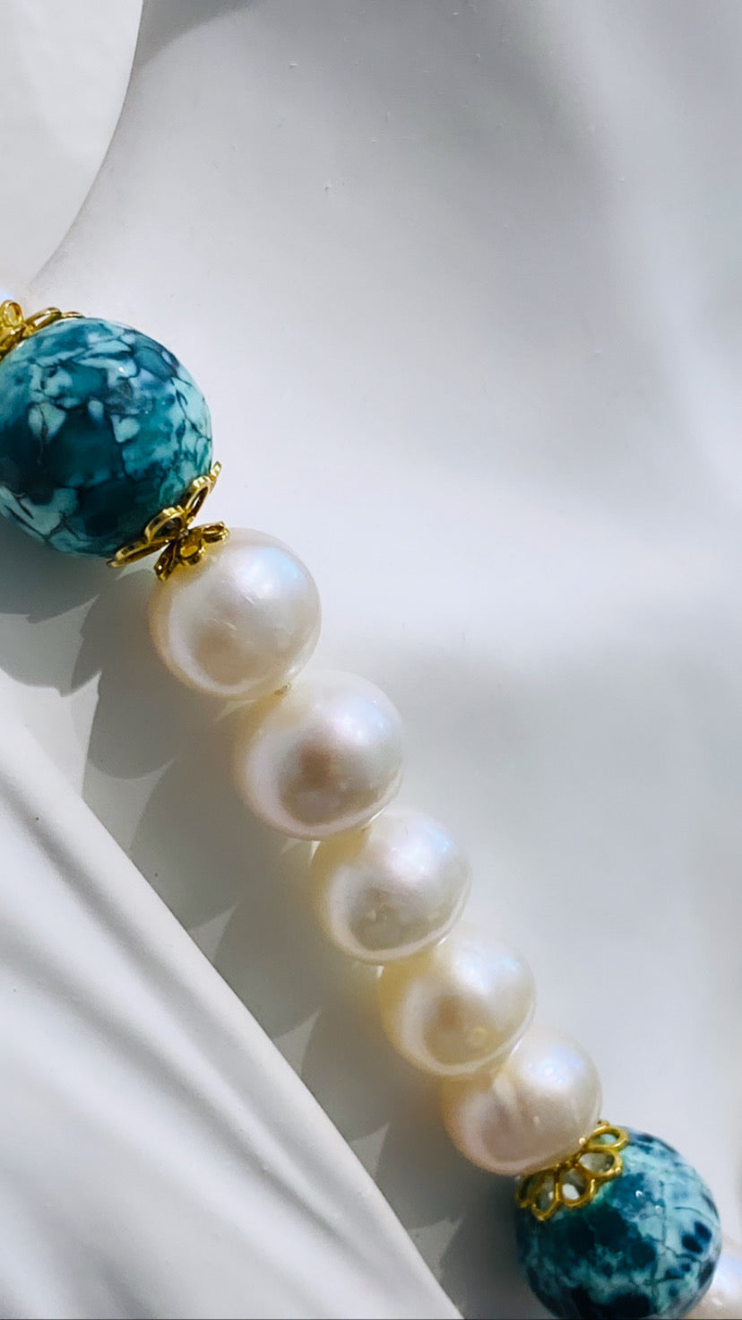 Collana perle fresh water barocche e agata verde in argento sterling 925 placcato oro giallo