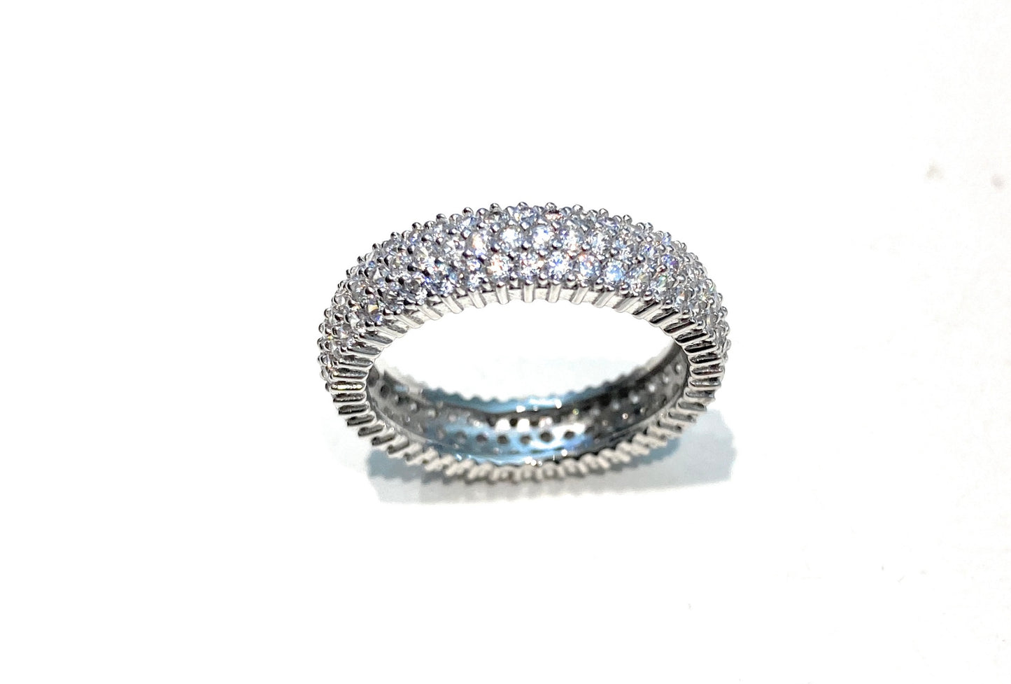 Anello veretta a giro in argento sterling 925 e zirconi bianchi
