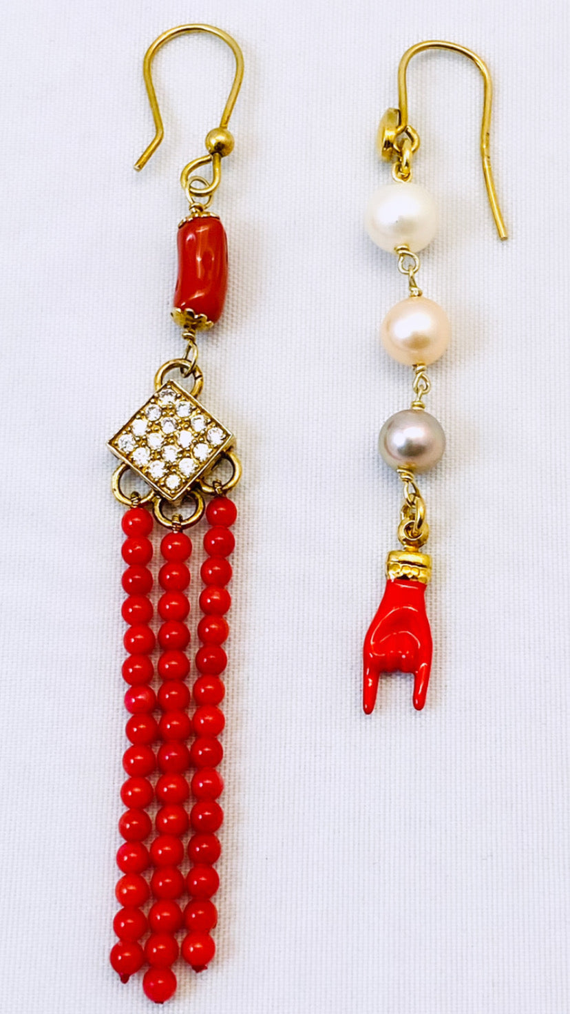 Mono orecchino smalto e perla in argento sterling 925 placcato oro giallo