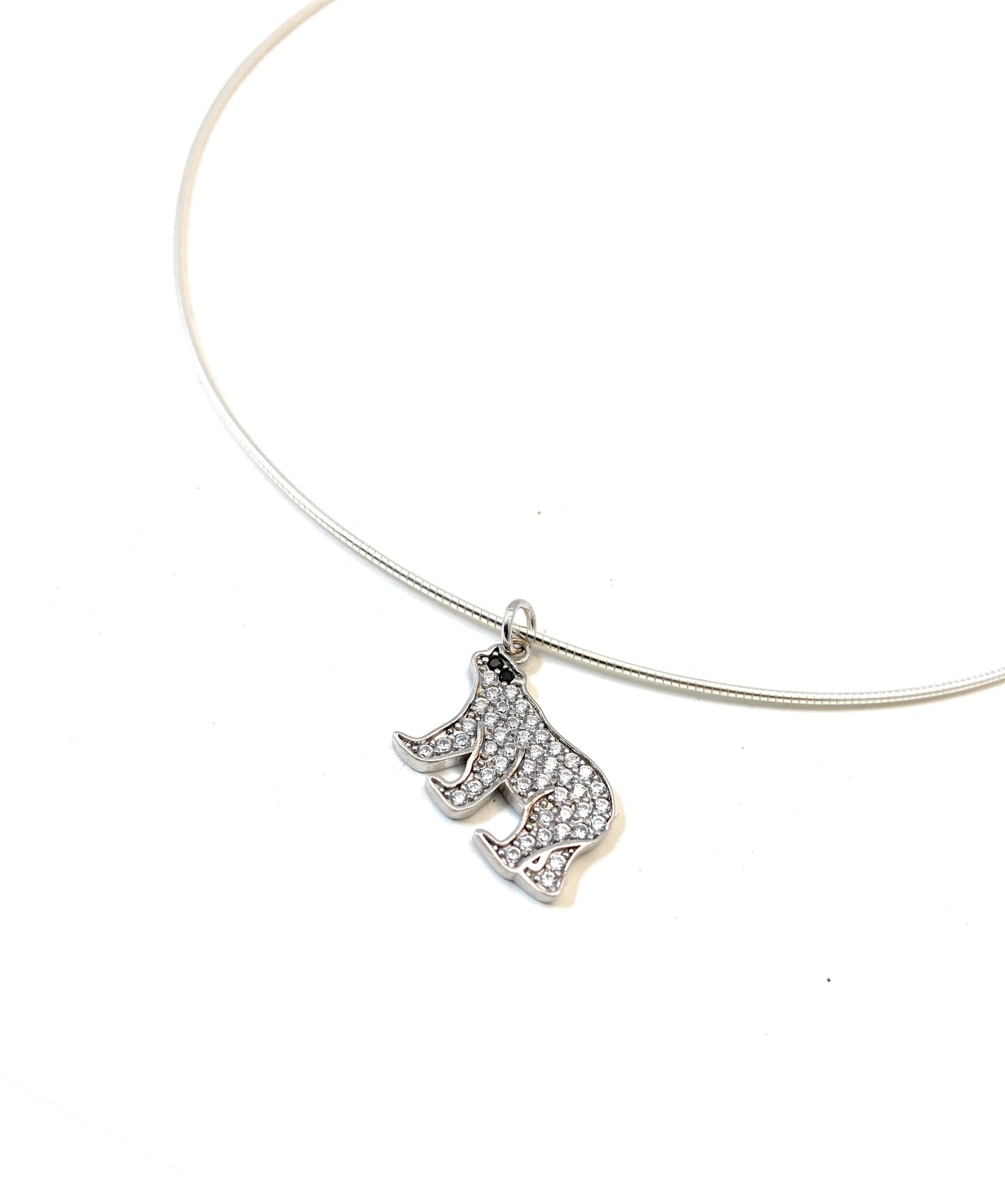 Choker a filo con pendente orso pavé di zirconi
