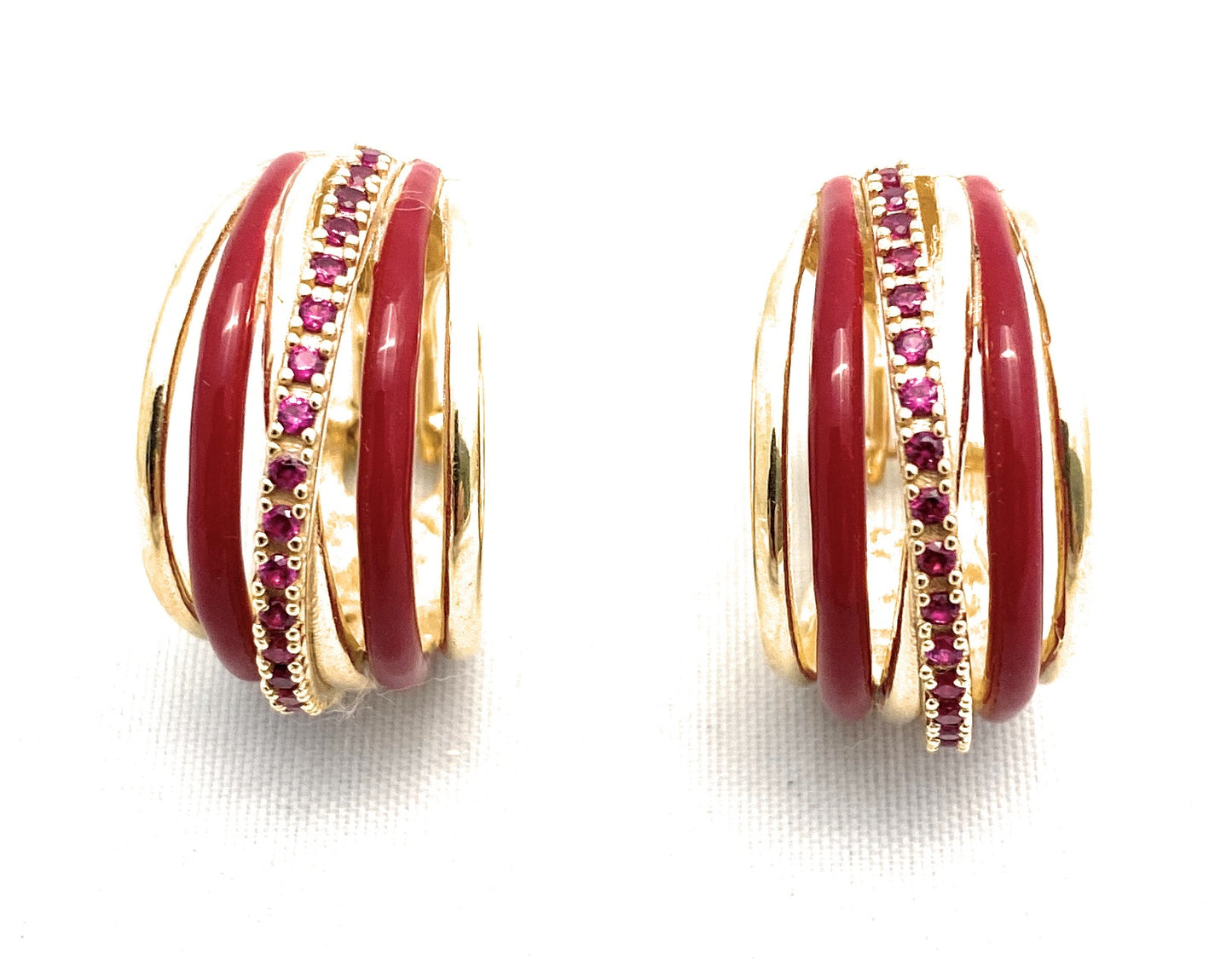 Orecchini a cerchio in argento sterling e smalto