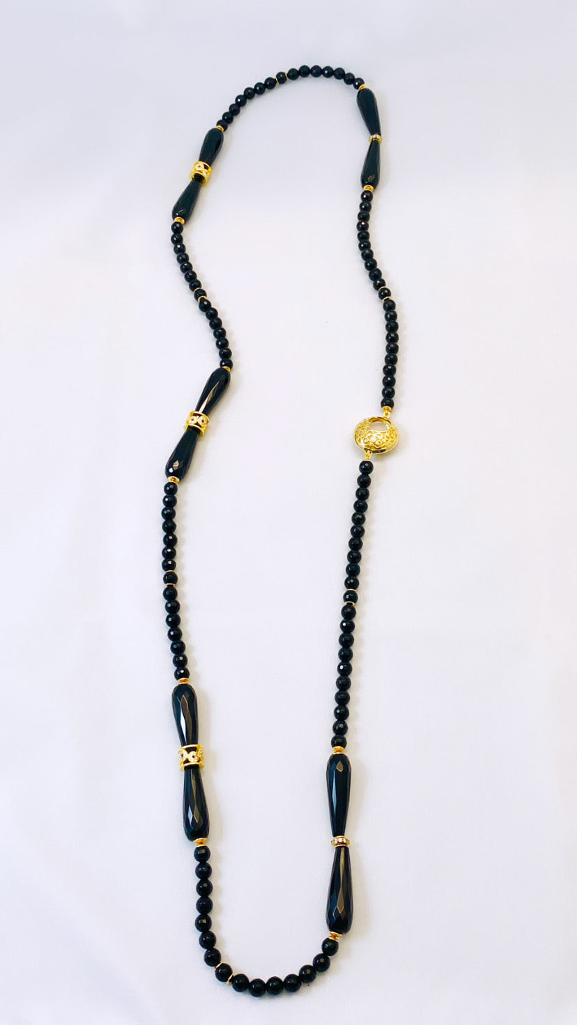Collana onice nero sfaccettato e briolette in argento sterling 925 placcato oro giallo