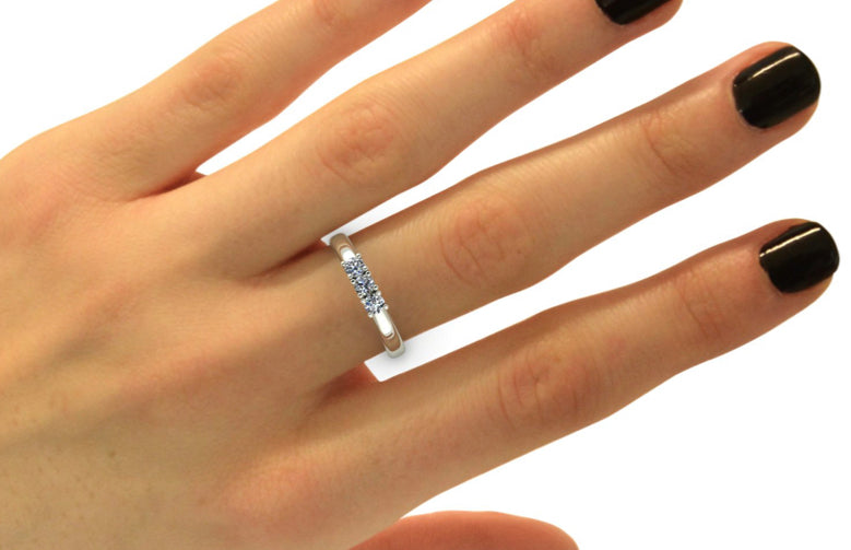 Anello trilogy oro 18 kt e diamanti