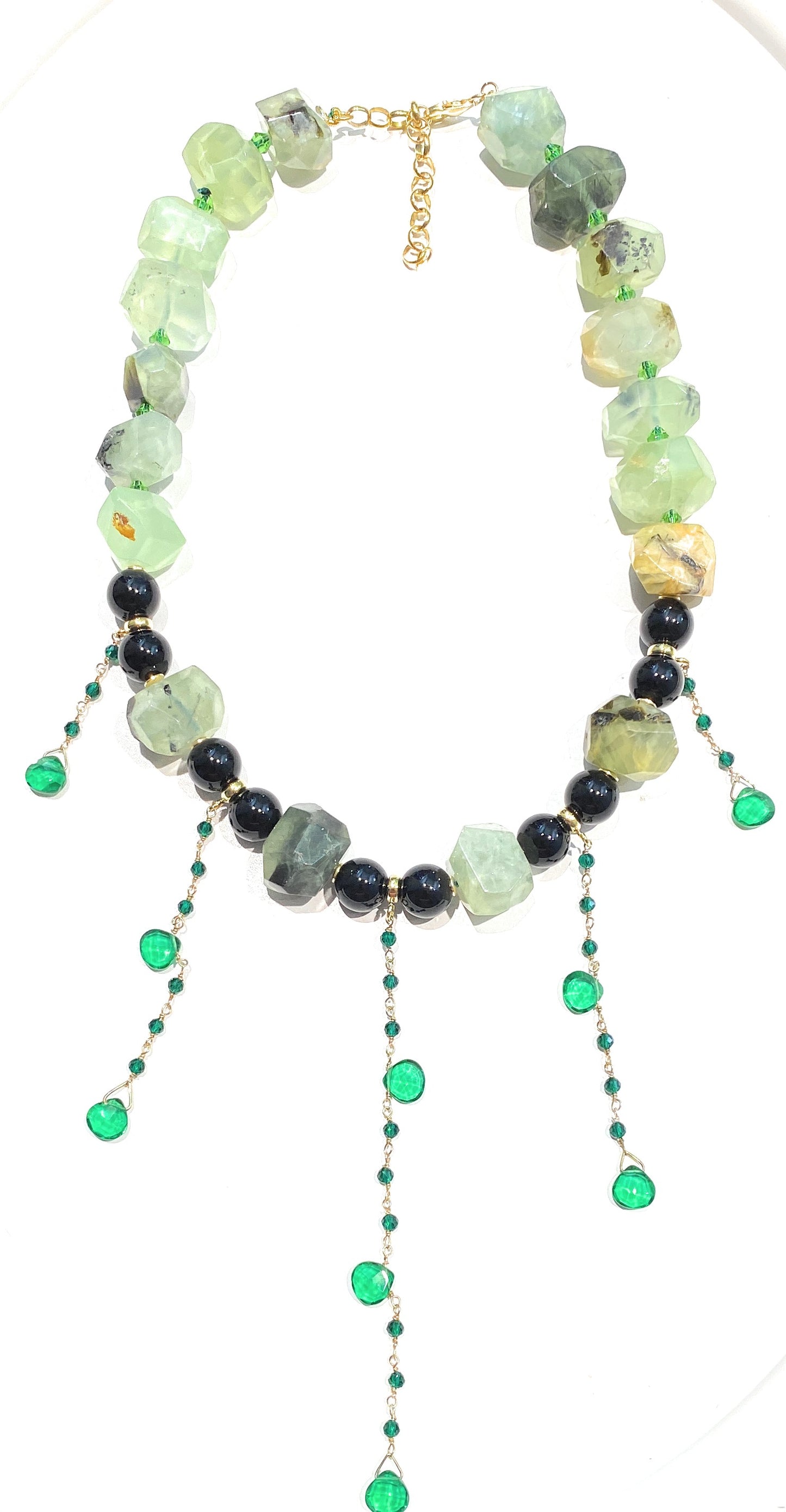 Collana choker con frange in onice e prenite in argento sterling galvanica gialla