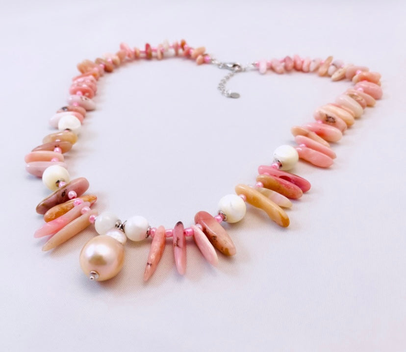 Collana choker opale rosa madreperla centrale perla barocca fresh water argento sterling