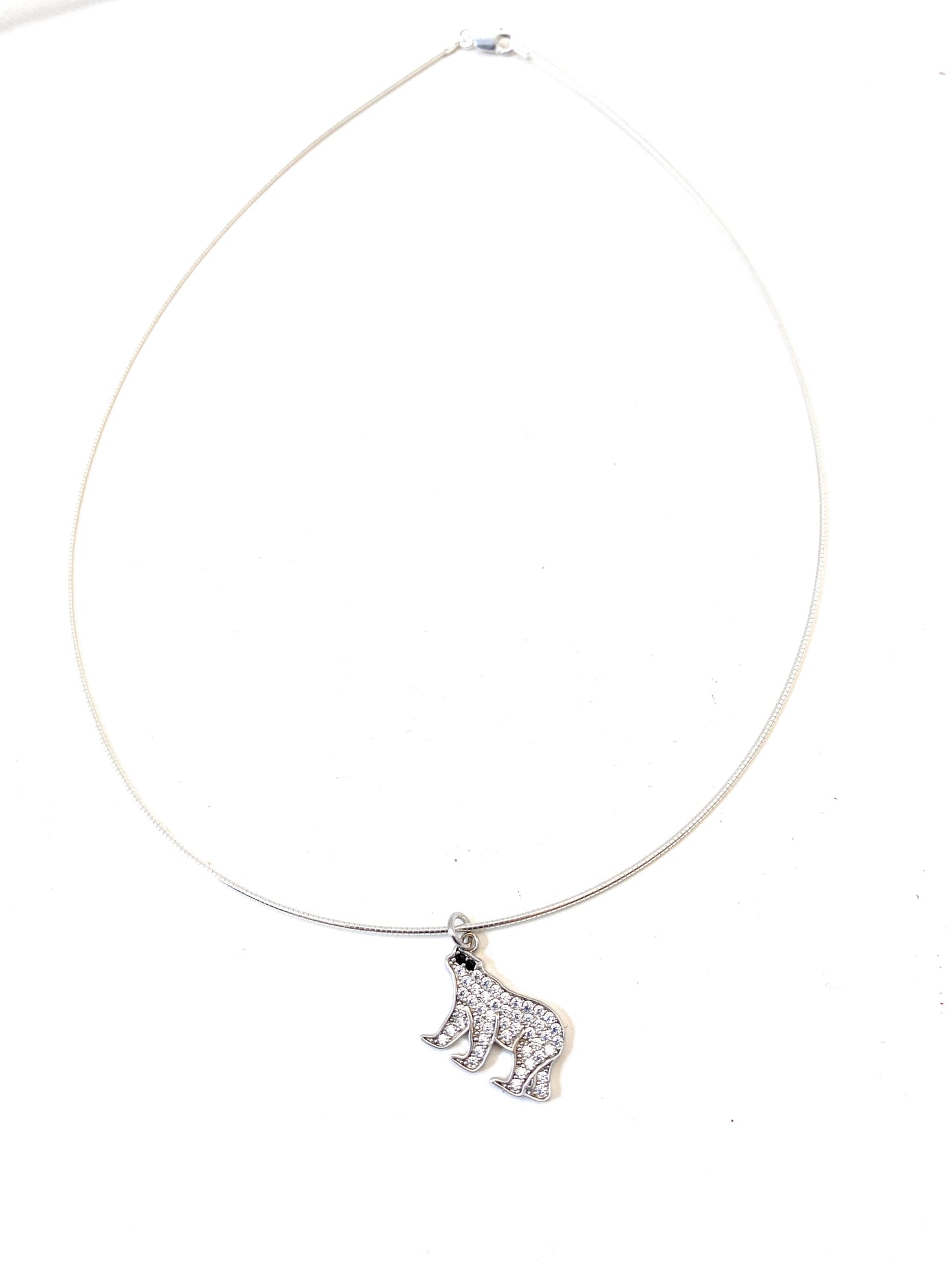Choker a filo con pendente orso pavé di zirconi