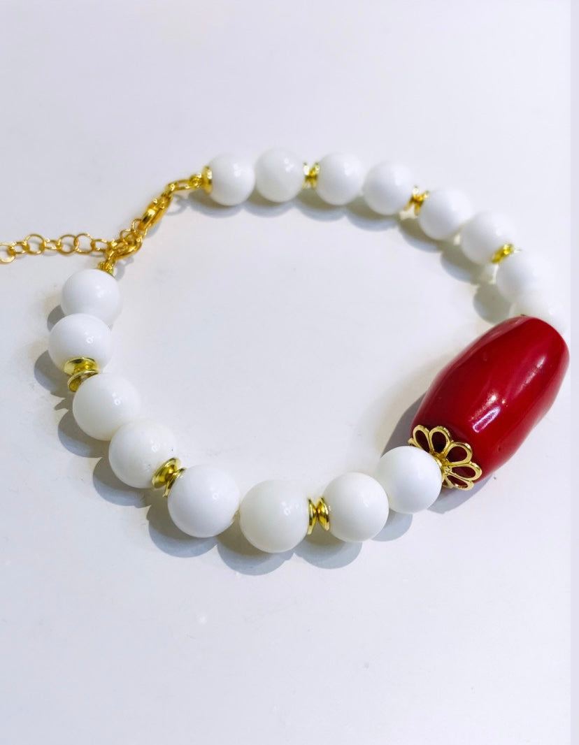 Bracciale diWa Jewels agata bianca e corallo in argento sterling placcato oro giallo