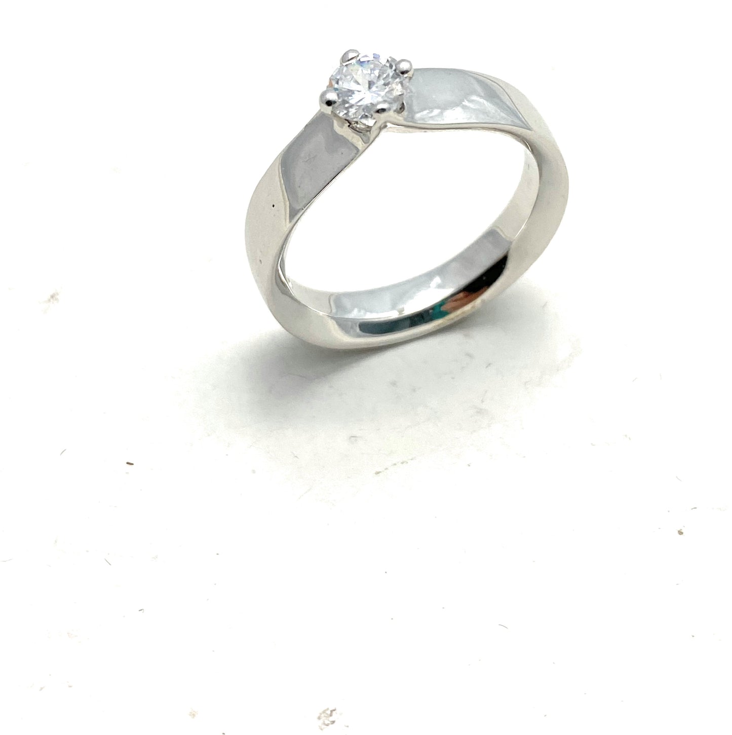 Anello solitario argento sterling e zircone