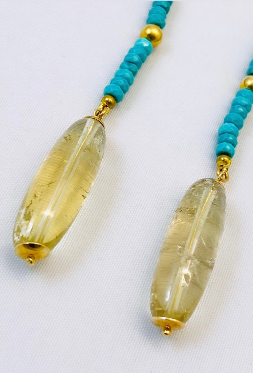 Orecchini con turchese e gocce in argento sterling