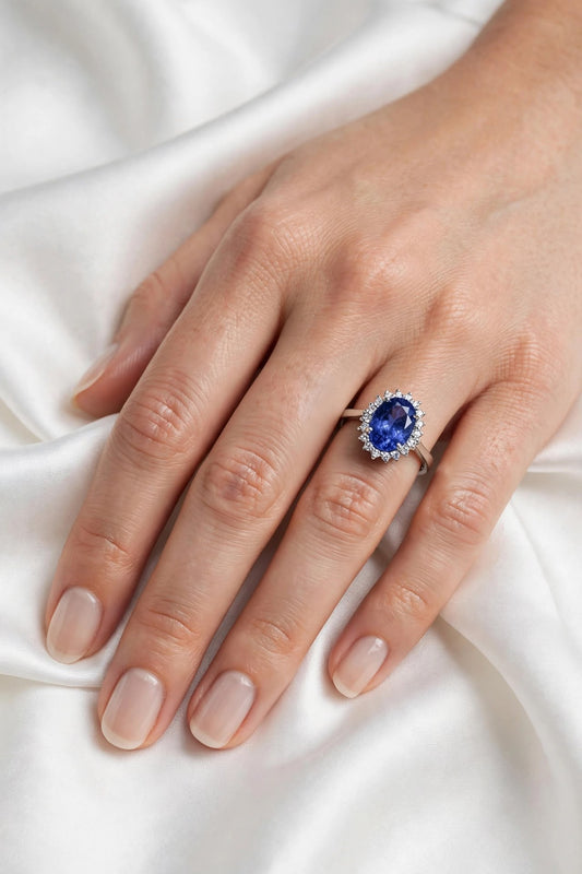 Tanzanite, la preziosa gemma nata ai piedi del Kilimangiaro