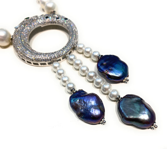 Collana perle barocche bianche e grigio viola in argento sterling centrale micro pavé