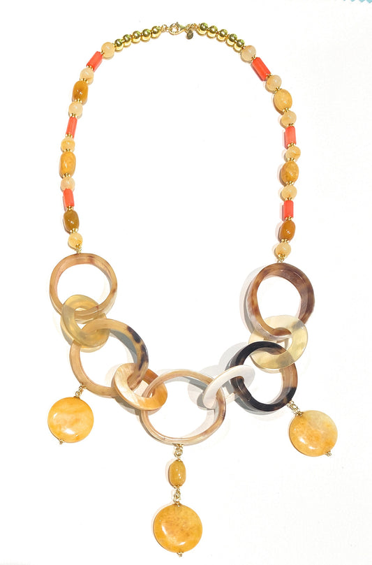 Collana corno bufalo sfumato giada gialla tonda e sassi corallo bamboo arancio argento sterling e ematite gold