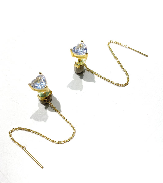 Doppio orecchino diWa Jewels con cuore zircone bianco e catenella rolò passante nel secondo foro lobo argento sterling