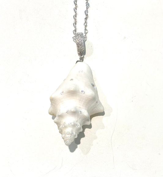 Collana diWa Jewels con pendente conchiglia naturale e zirconi bianchi incastonati e collanina disegno cuoricino argento 925 rodio bianco