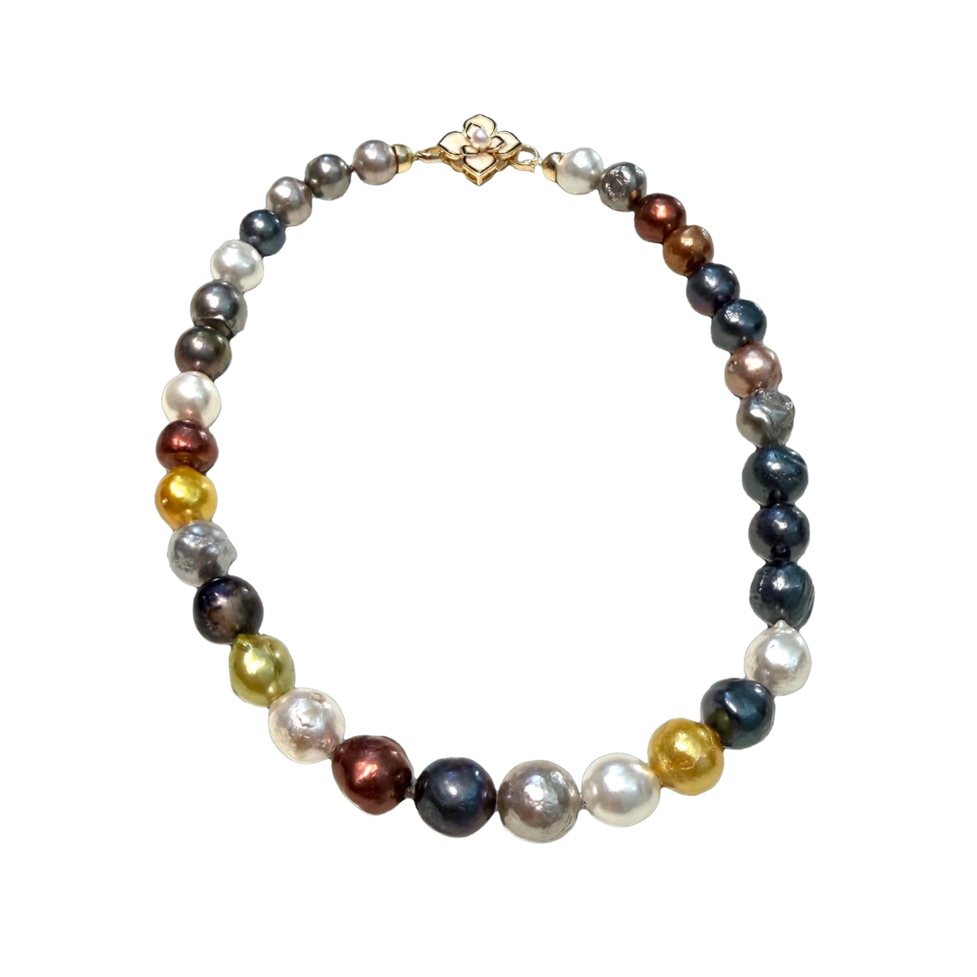 Collana choker perle fresh water multicolor chiusura fiore smalto e perlina
