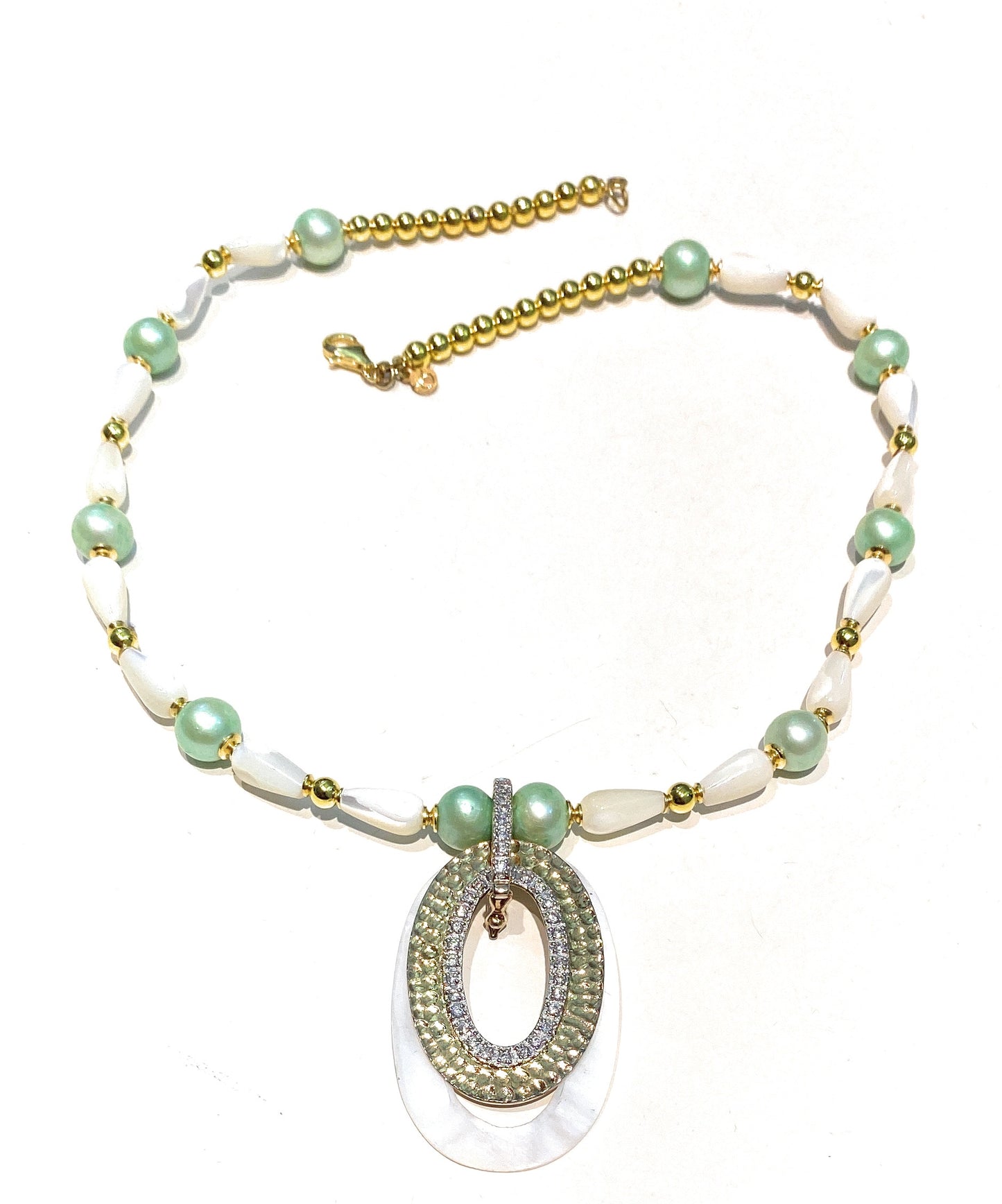 Collana madreperla ematite gold e perle verdi in argento sterling pezzo unico